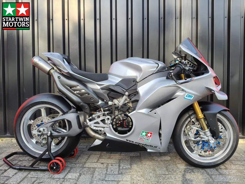 Ducati Panigale V4 S Trackbike