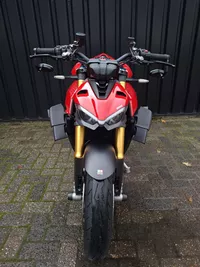 Ducati Streetfighter V4 S Foto
