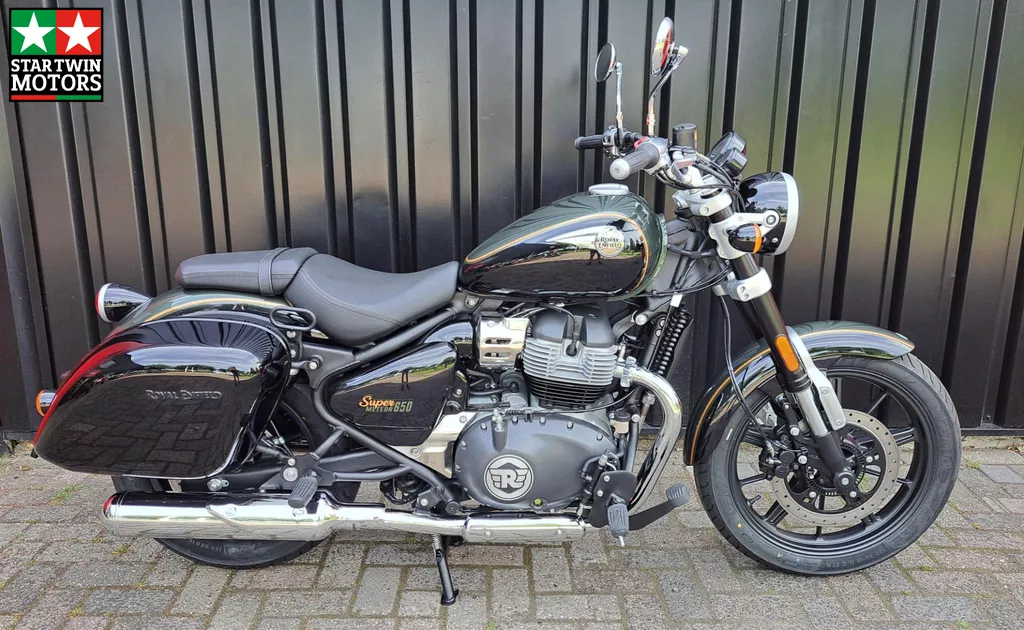 Royal Enfield Super Meteor 650 Touring