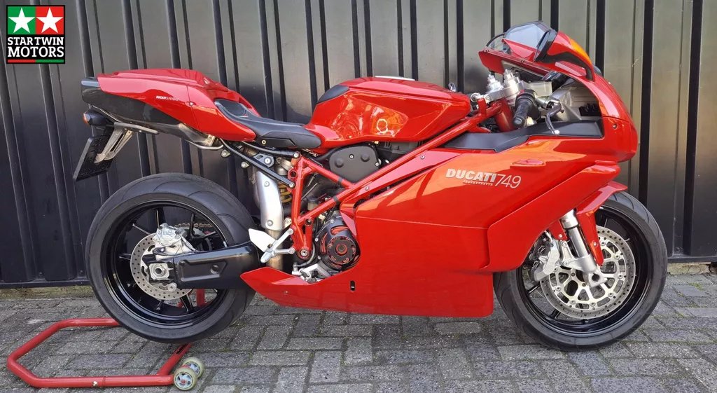 Ducati 749 Bip/Mono