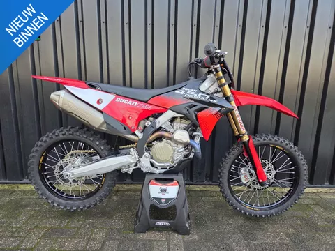 Ducati Desmo 450 MX Factory