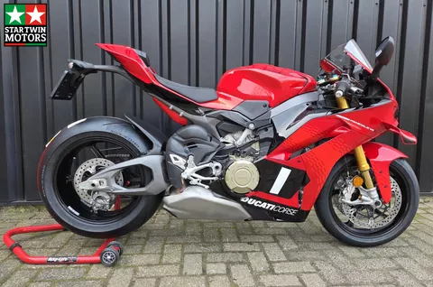 Ducati Panigale V4 S Corse