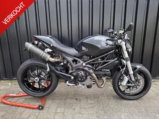 Ducati Monster 1100