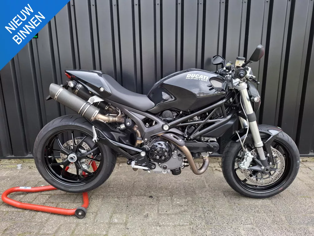 Ducati Monster 1100