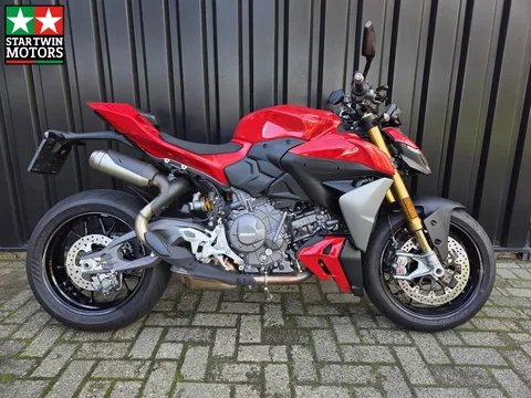 Ducati Streetfighter V2 S