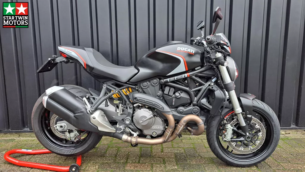 Ducati Monster 821 Stealth