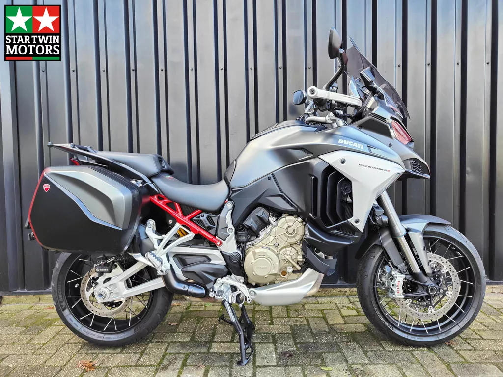 Ducati Multistrada V4 S Travel en Radar