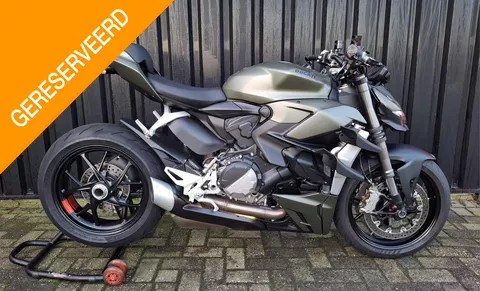 Ducati Streetfighter V2